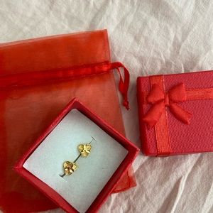 NEW minimalist earrings non tarnish